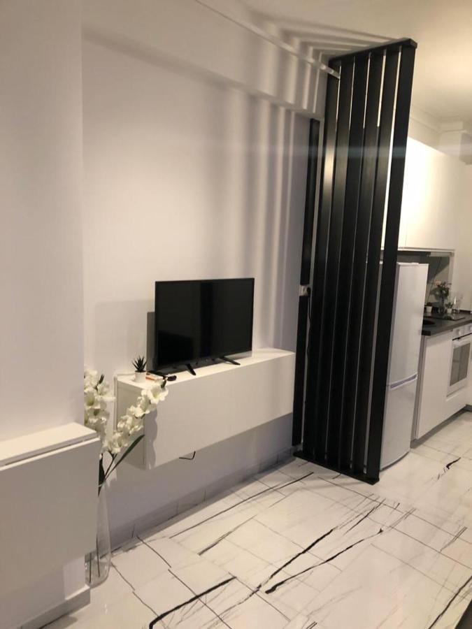 Q Luxury Apartment - Palas Center ياش المظهر الخارجي الصورة