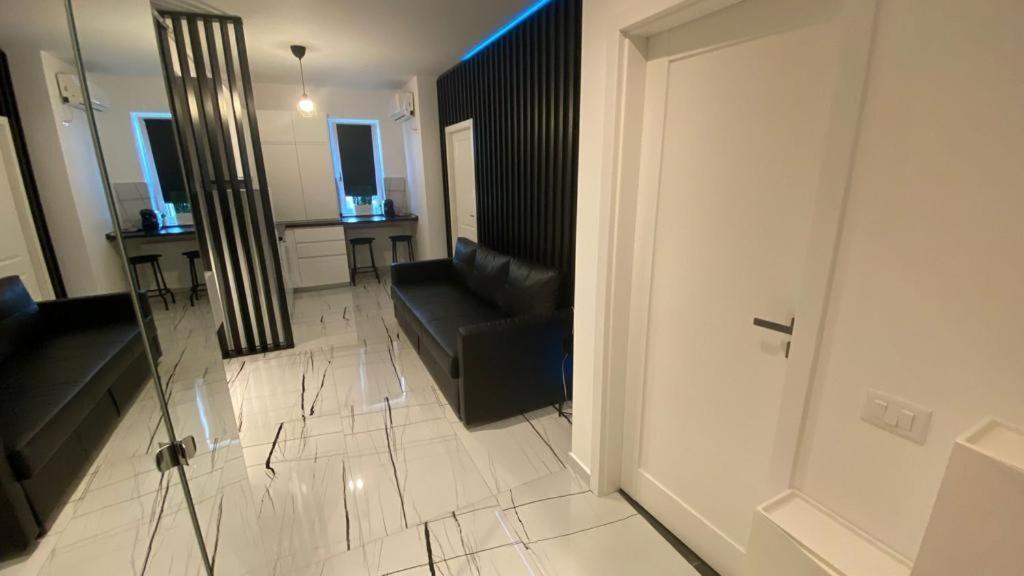 Q Luxury Apartment - Palas Center ياش المظهر الخارجي الصورة